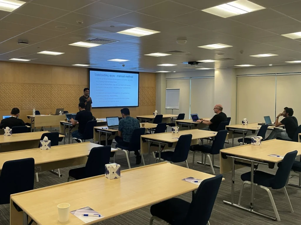 Trainer presenting to participants